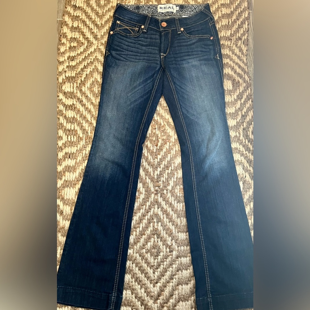 Ariat. Great condition. dark wash trouser jeans. Mid rise.
